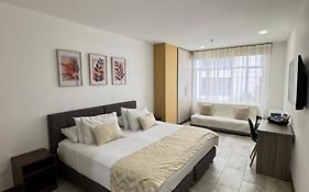 Hotel Rosales Suite